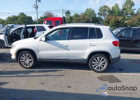 2014 Volkswagen Tiguan S/Se/Sel/R-Line from USA, damaged, VIN WVGAV3AX7EW537841